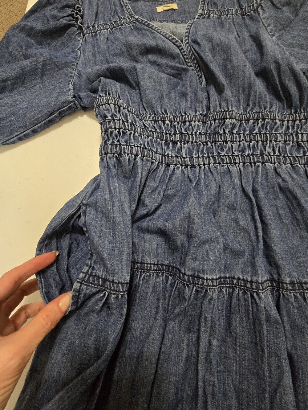 Anthropologie Pilcro Smocked Puffed sleeve Denim Midi Dress Women's XS - Picture 11 of 13